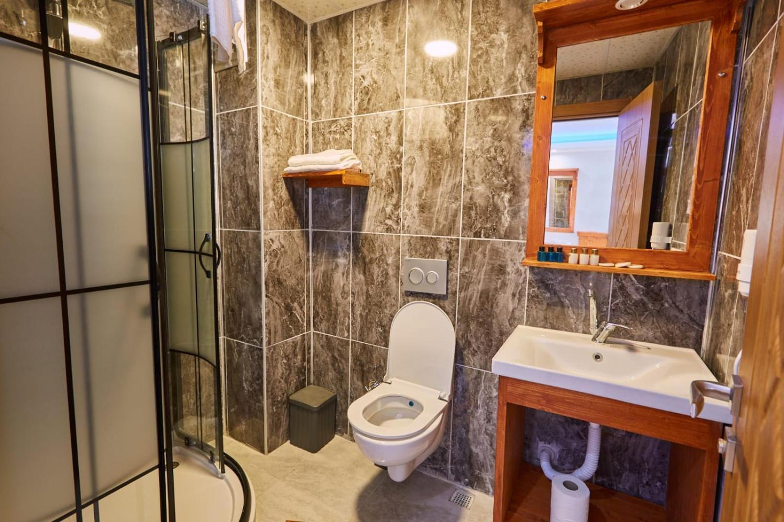 Laluna Hotel Near Grand Bazaar City Center Истанбул Екстериор снимка